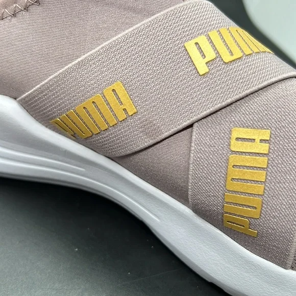 Puma Wired Run Slip On Violet w/ Gold Detail Sneakers 382299-05, Women’s size 9 - Picture 6 of 13